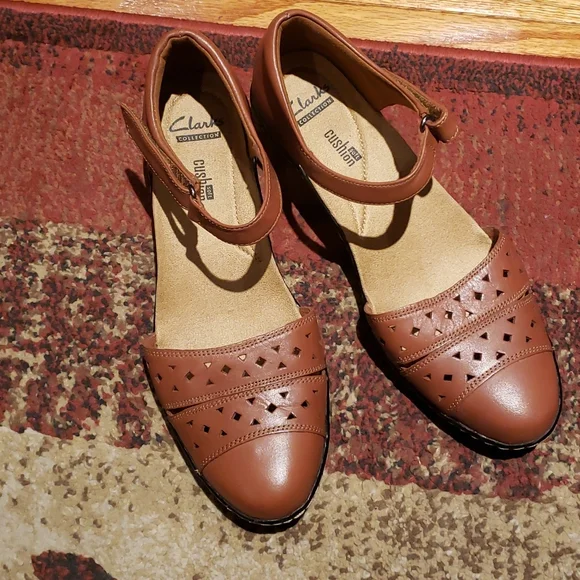 Clarks Shoes Clarks Wendy Laurel Euc Size 9 Poshmark